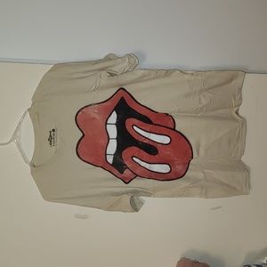 Rolling stone tshirt 😎